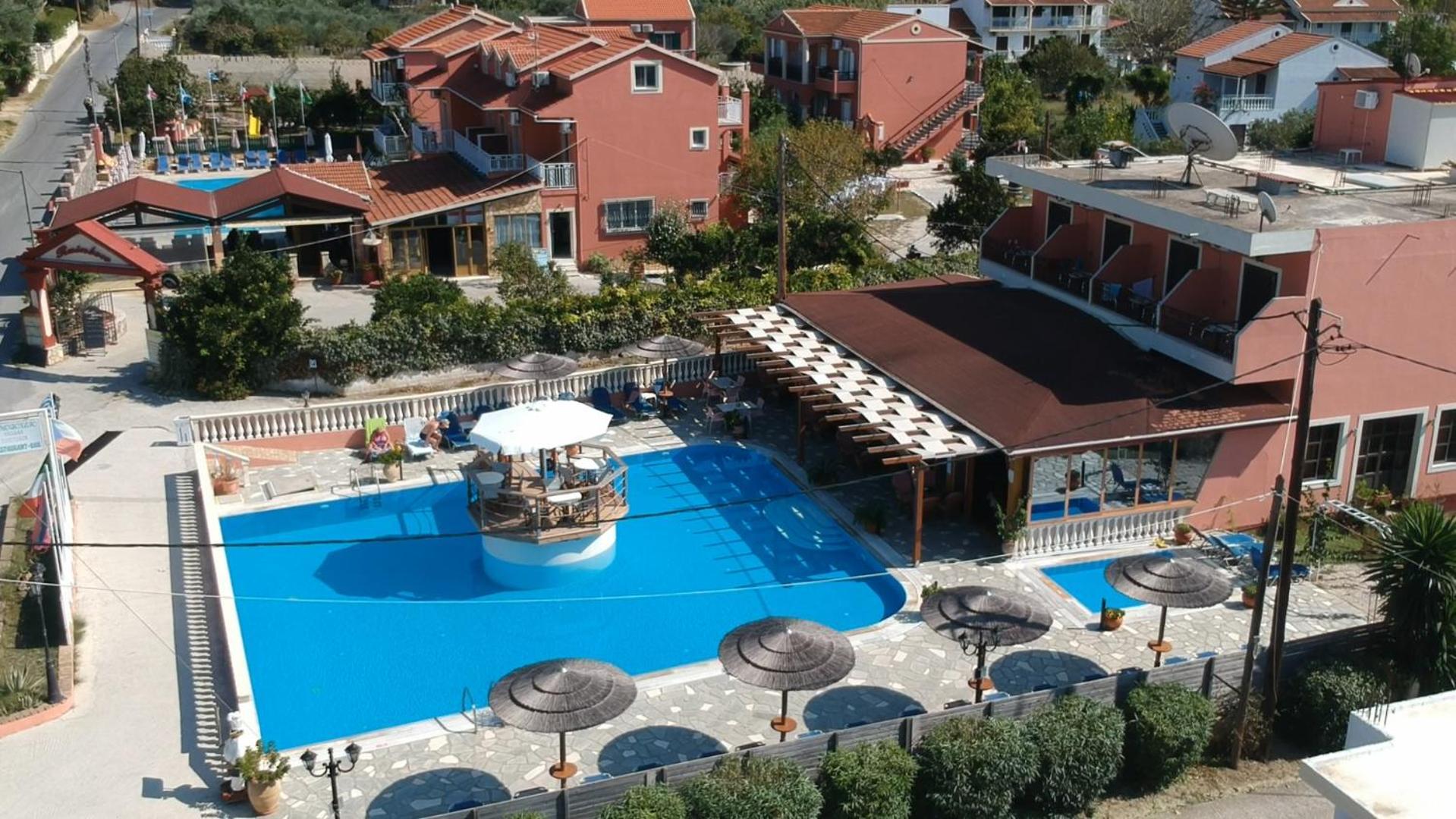 Hotel Marvel Арилас Екстериор снимка